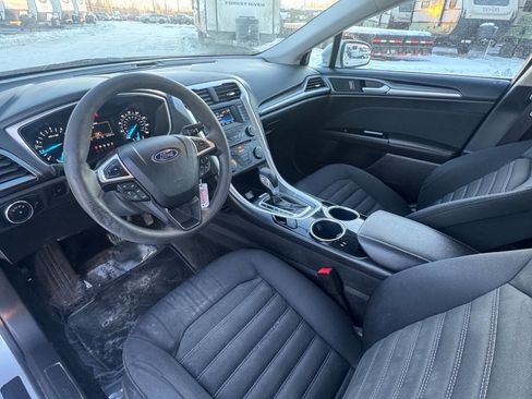 Used 2013 Ford Fusion SE image 7