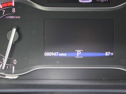 Used 2018 Honda Pilot EX image 16