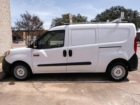Used 2021 RAM ProMaster City Tradesman image 11