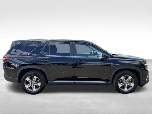 Used 2023 Honda Pilot EX-L image 7