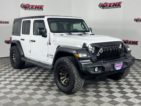 Used 2020 Jeep Wrangler Unlimited Sport S image 2