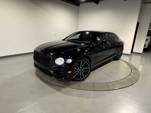 Used 2024 Bentley Flying Spur V8 AWD/4WD image 6