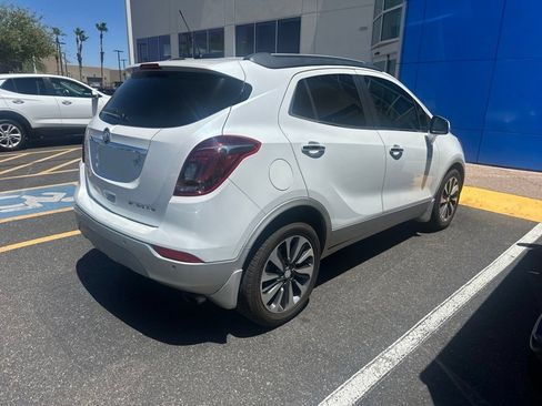 Used 2019 Buick Encore Essence w/ Safety Package II FWD image 4