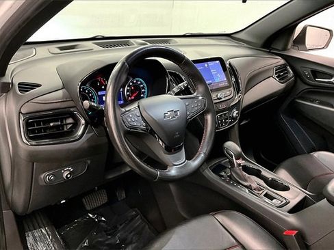Used 2022 Chevrolet Equinox RS w/ RS Leather Package image 13