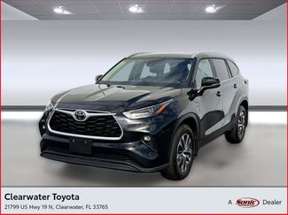 Used 2026 Toyota Highlander XLE AWD/4WD video 1