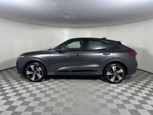 New 2025 Audi SQ5 Premium Plus image 4