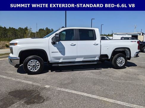 Used 2025 Chevrolet Silverado 2500 LT w/ Convenience Package AWD/4WD image 8