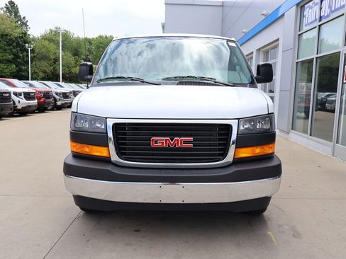 New 2026 GMC Savana 2500 w/ Enhanced Convenience Package RWD image 5