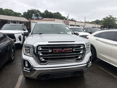 Used 2019 GMC Sierra 1500 SLT w/ SLT Premium Plus Package AWD/4WD image 2