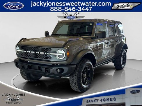 New 2026 Ford Bronco Badlands AWD/4WD image 1