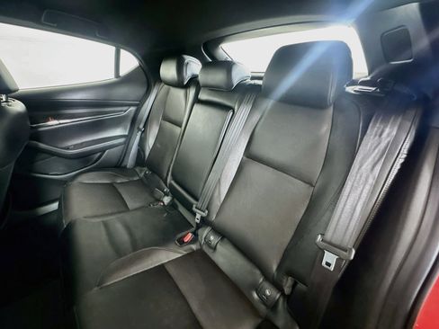 Used 2021 MAZDA MAZDA3 s FWD image 28