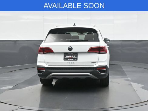 Used 2022 Volkswagen Taos SE AWD/4WD image 6