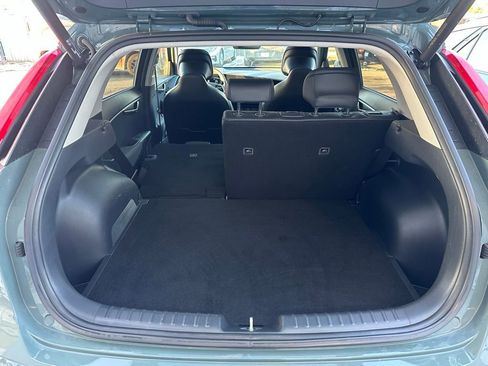 Used 2023 Kia Niro SX Touring image 34