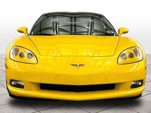 Used 2007 Chevrolet Corvette Coupe w/ Preferred Equipment Group image 4