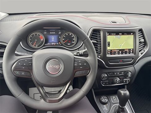 Used 2022 Jeep Cherokee Trailhawk w/ Trailer Tow Group image 9