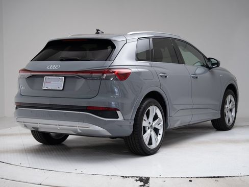 Used 2023 Audi Q4 e-tron Premium Plus w/ Premium Plus AWD/4WD image 31