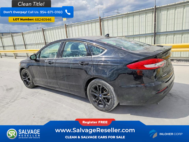 Used 2019 Ford Fusion SE w/ Equipment Group 151A FWD image 3