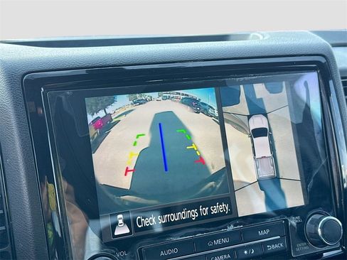 Used 2023 Nissan Frontier PRO-4X w/ Pro-4X Premium Package image 17