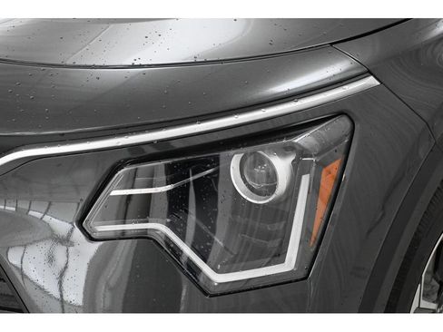 New 2026 Kia Niro EX FWD image 9