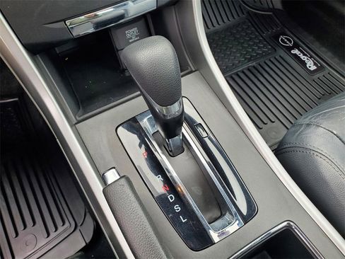 Used 2015 Honda Accord EX image 29
