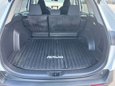 Used 2023 Toyota RAV4 LE image 28