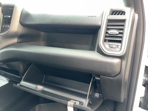 New 2026 RAM 3500 Tradesman AWD/4WD image 10