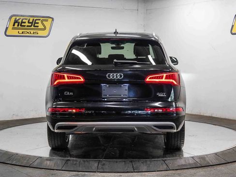 Used 2018 Audi Q5 2.0T Premium Plus w/ Premium Plus Package AWD/4WD image 3