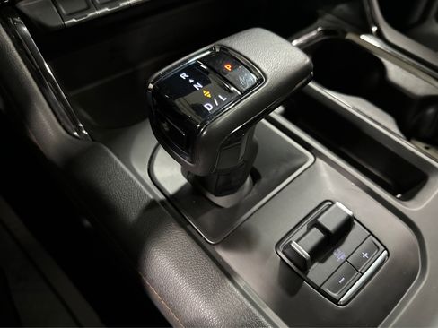 Used 2022 GMC Sierra 1500 AT4 image 34