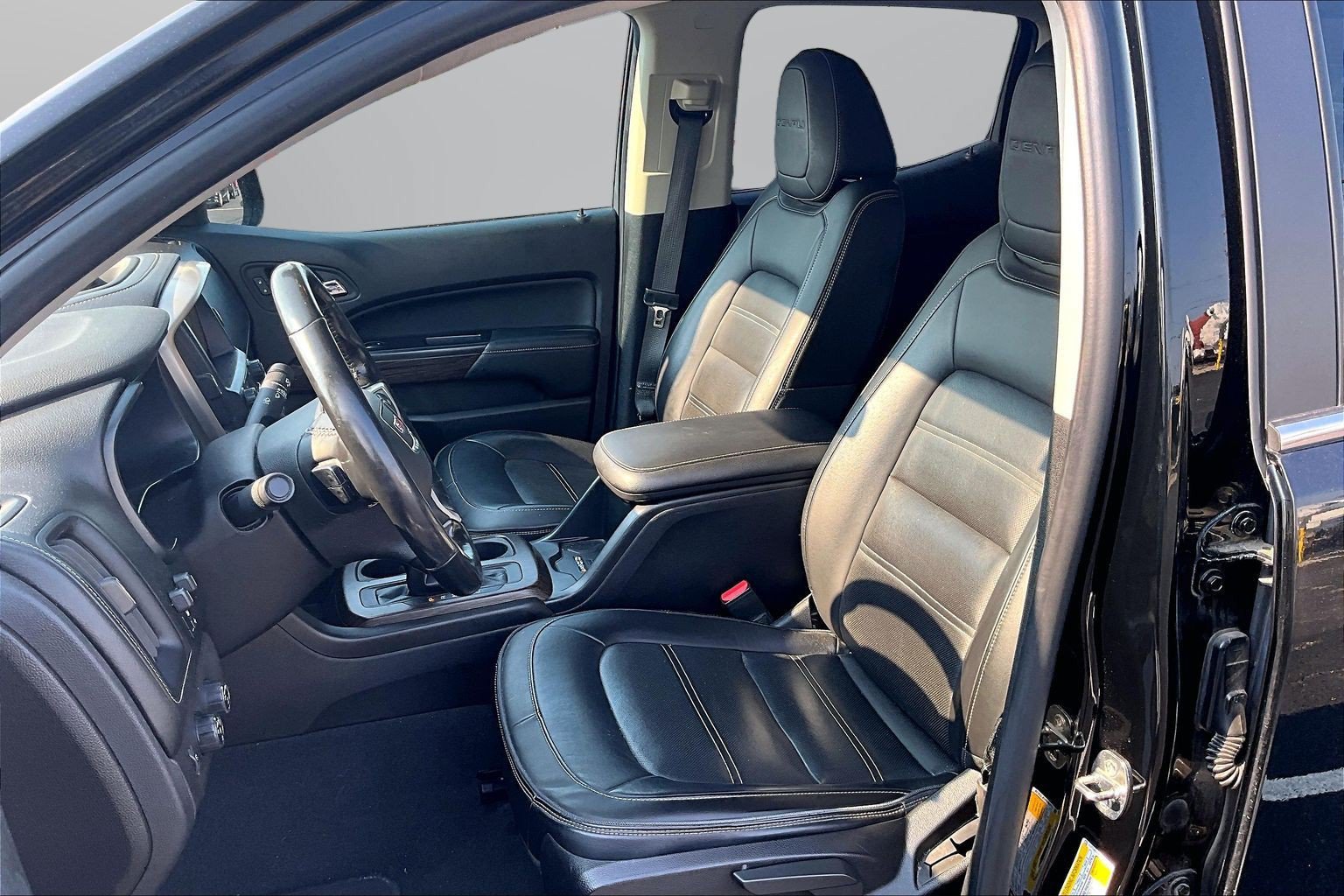 Used 2019 GMC Canyon Denali AWD/4WD image 16