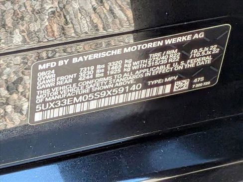 Certified 2025 BMW X7 M60i AWD/4WD image 27