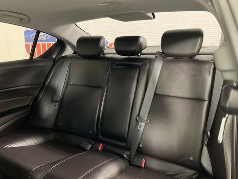 Used 2018 Acura ILX w/ AcuraWatch Plus Package FWD image 16