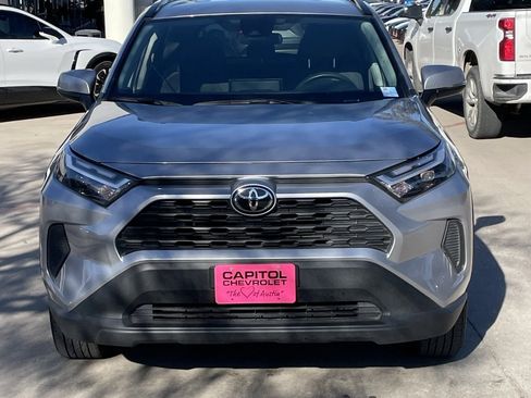 Used 2025 Toyota RAV4 XLE image 7