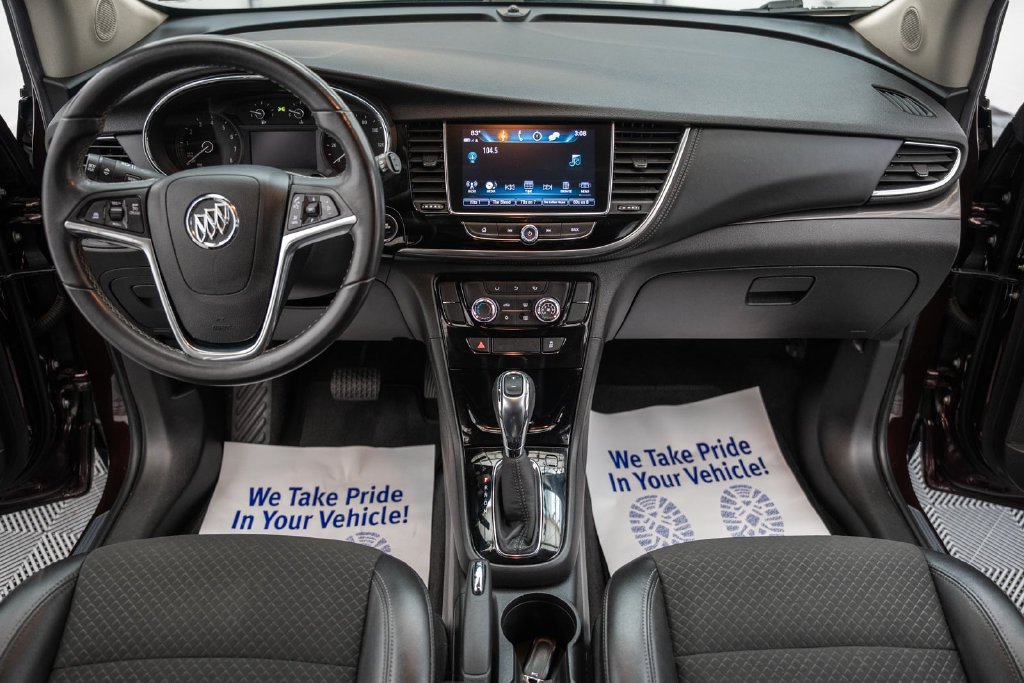 Used 2018 Buick Encore Sport Touring w/ Safety Package FWD image 18