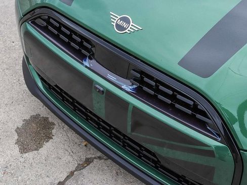 New 2026 MINI Cooper 2-Door Hardtop image 9