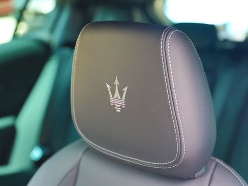 New 2024 Maserati Grecale GT image 43