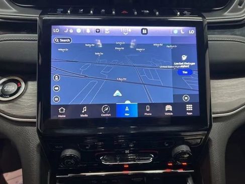 Used 2023 Jeep Grand Cherokee 4WD 4xe image 23