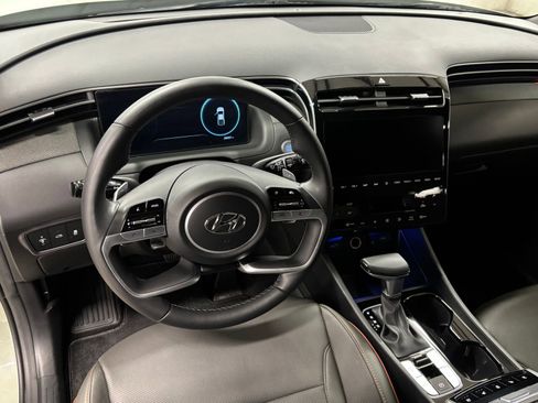 Certified 2024 Hyundai Santa Cruz Limited AWD/4WD image 12