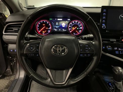 Used 2022 Toyota Camry XSE w/ Navigation Package image 20