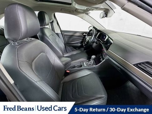 Used 2019 Volkswagen Jetta SEL Premium FWD image 31