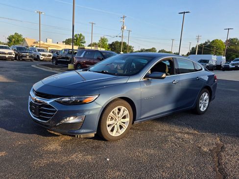 Used 2024 Chevrolet Malibu LT FWD image 3