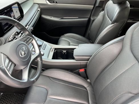 Used 2025 Hyundai Palisade SEL FWD image 17