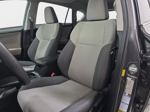 Used 2015 Toyota RAV4 XLE AWD/4WD image 12