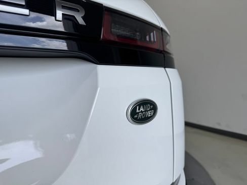 Used 2023 Land Rover Range Rover Evoque R-Dynamic S AWD/4WD image 47