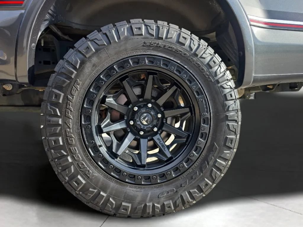 Used 2018 Ford F150 Lariat w/ Equipment Group 502A Luxury AWD/4WD image 34
