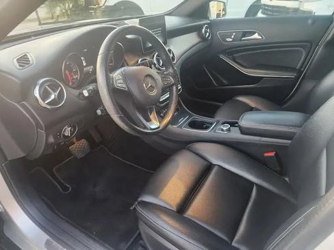 Used 2019 Mercedes-Benz GLA 250 4MATIC image 10