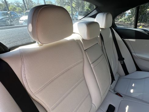 Used 2023 Mercedes-Benz C 300 Sedan image 40