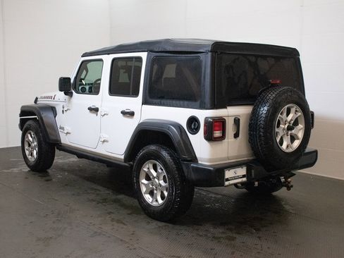 Used 2021 Jeep Wrangler Unlimited Islander image 6