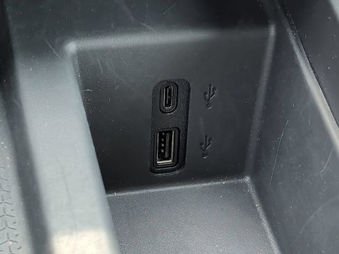 Used 2026 GMC Acadia Elevation w/ LPO, Floor Liner Package AWD/4WD image 28