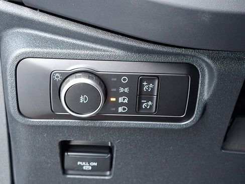 Used 2025 Ford Bronco Badlands image 25