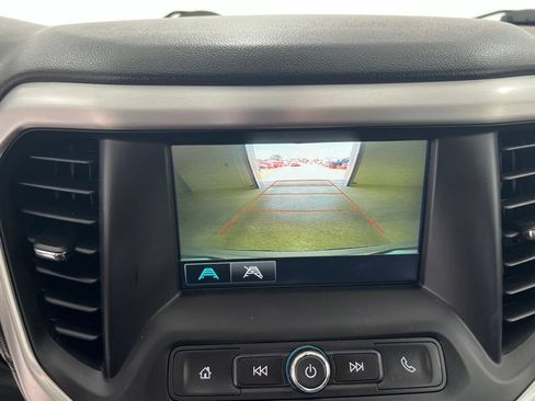 Used 2019 GMC Acadia SLE FWD image 14